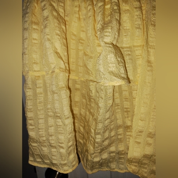 Zara lightweight top with material M - Picture 2 of 11